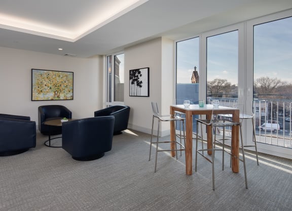 Dining Table at Saint James Place, Cambridge, MA, 02140